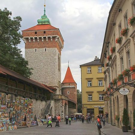 Attractive Apartment Oldtown Near Thetrain Station Cracóvia Exterior foto