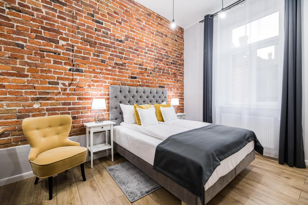 Attractive Apartment Oldtown Near Thetrain Station Cracóvia Exterior foto