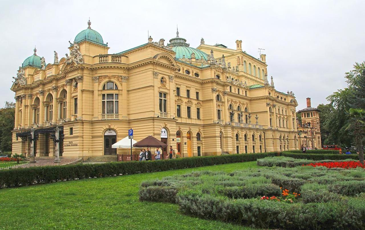 Attractive Apartment Oldtown Near Thetrain Station Cracóvia Exterior foto
