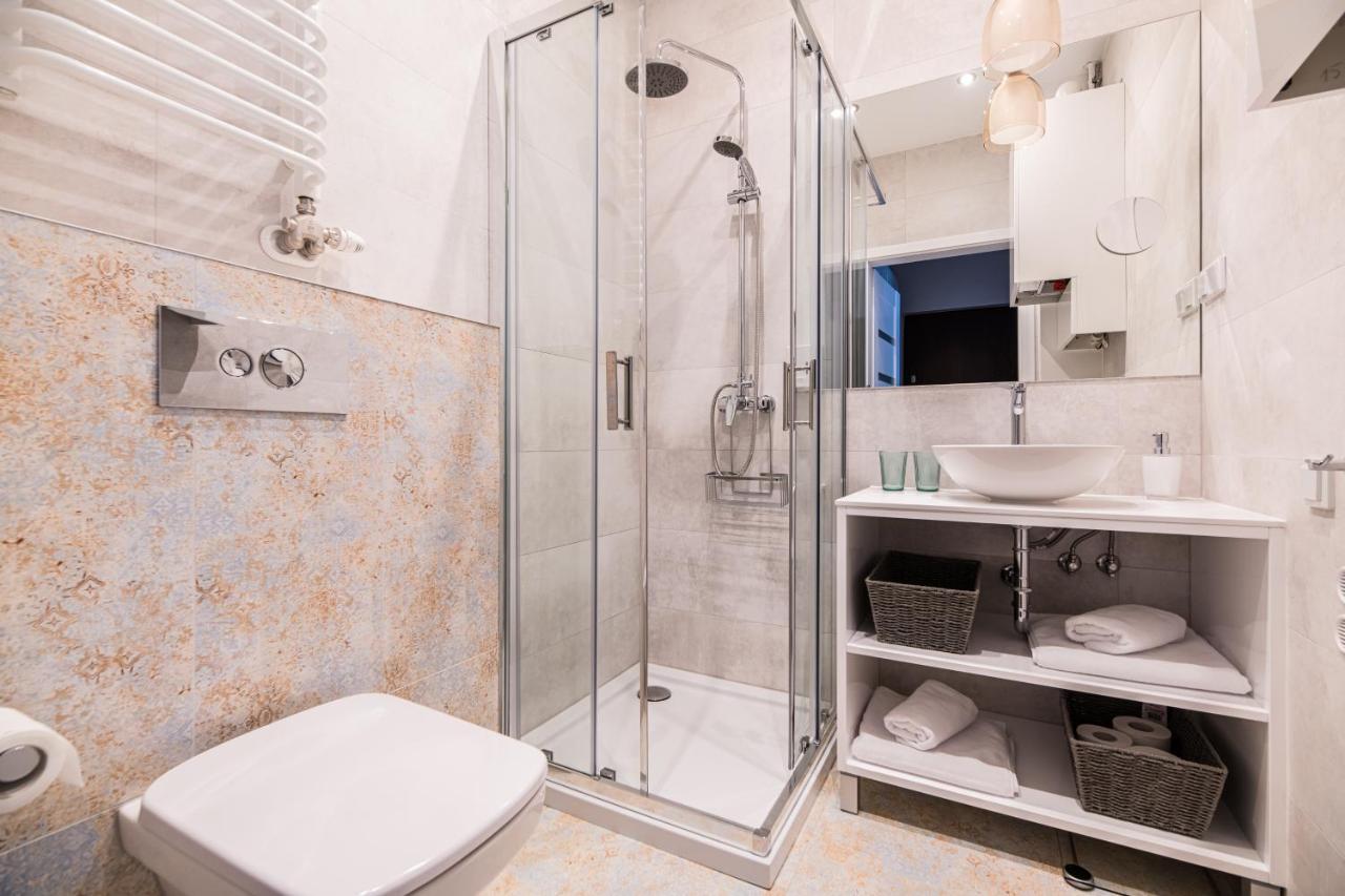 Attractive Apartment Oldtown Near Thetrain Station Cracóvia Exterior foto